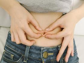 美女のおへそ　サンプル画像17